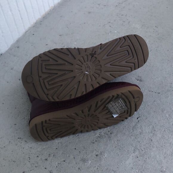 Ugg crocodile embossed  - Picture 5 of 6